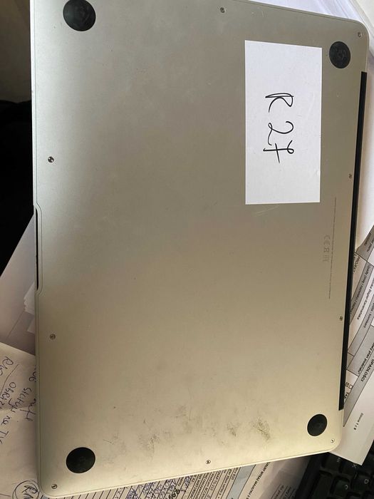 Laptop MacBook 13 inch (R27) - syndyk zaprasza do składania ofert