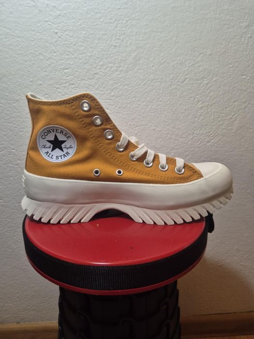 Nowe orginalne Converse