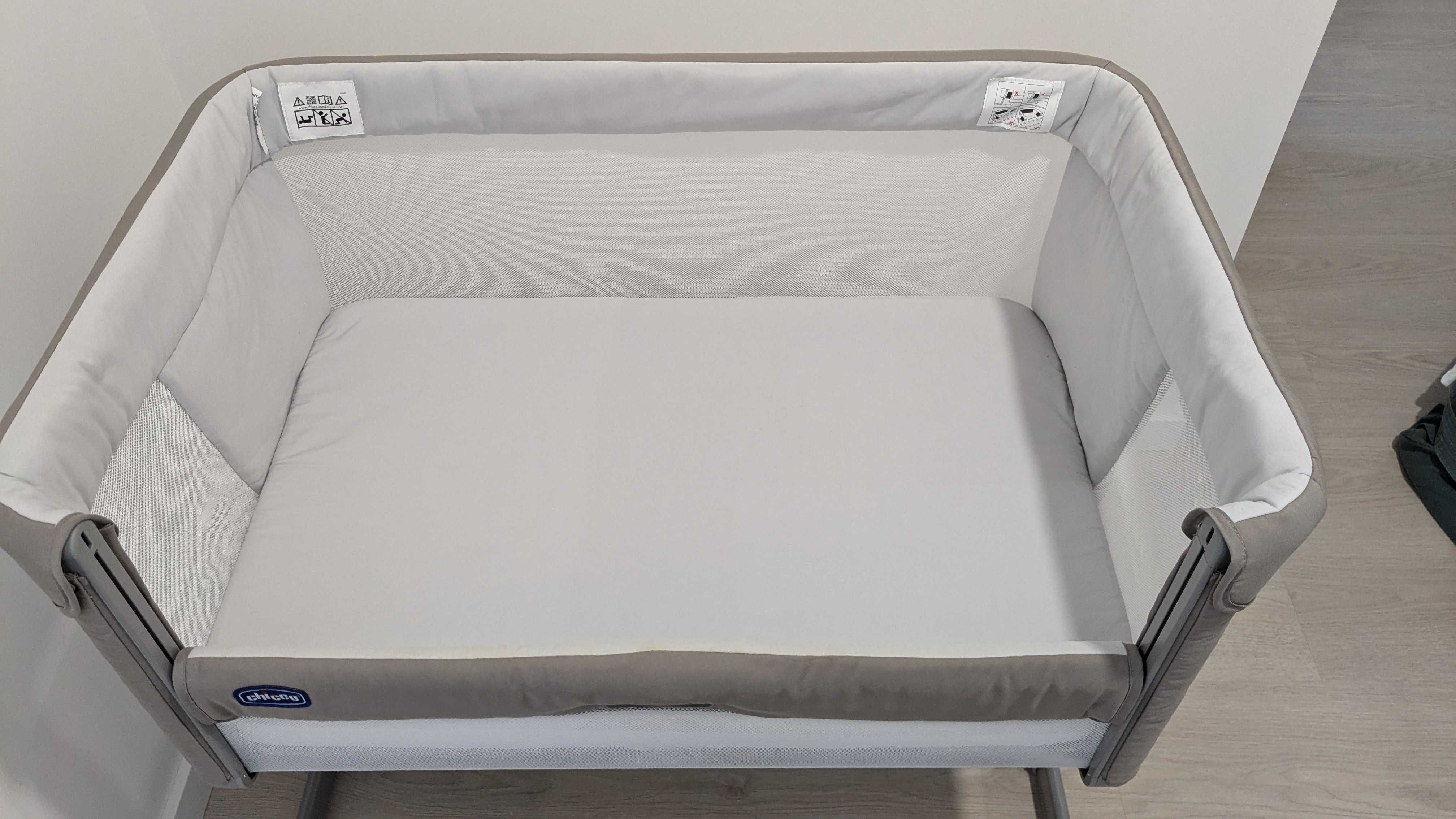 Berço + colchão Chicco next2me dream Evo bege