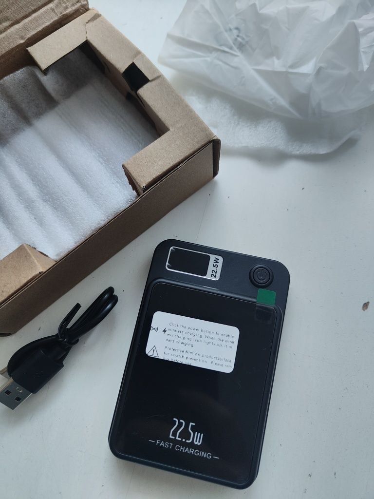 PowerBank 10000 mAh ładowarka indukcyjna kolor czarny B249