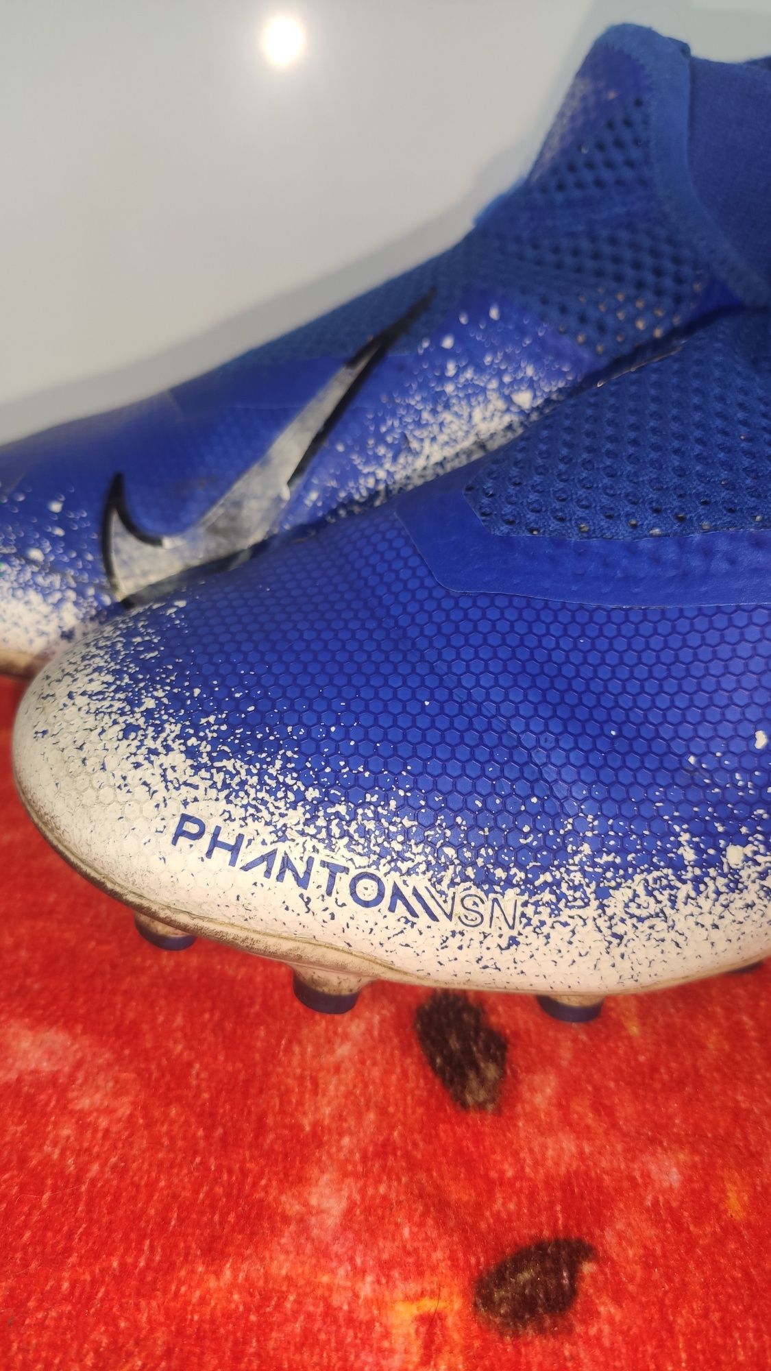 Фартовые бутсы Nike Phantom Vision Academy