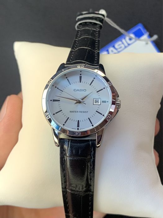 Годинник жіночий Casio LTP-V004L-7A Оригінал Гарантія Часы женские