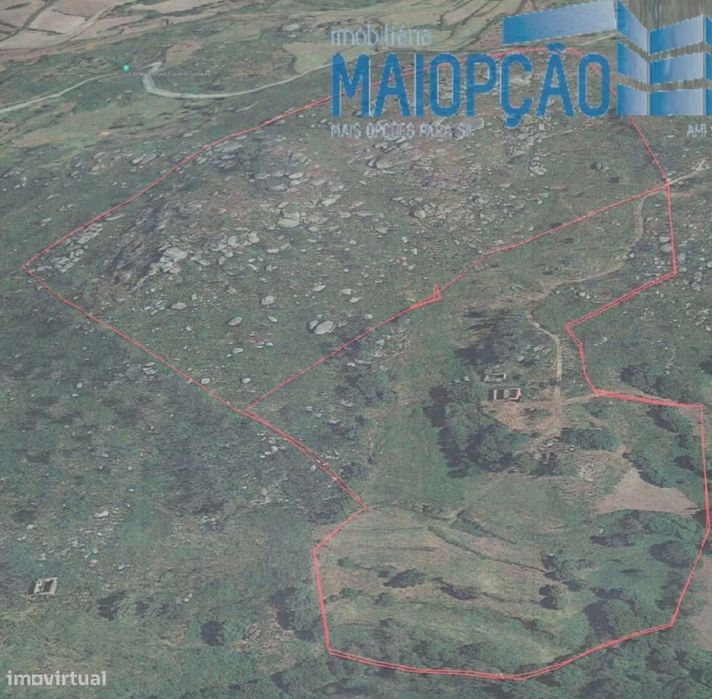 Terra de Cultivo e Habitação em Ruínas - Linhares