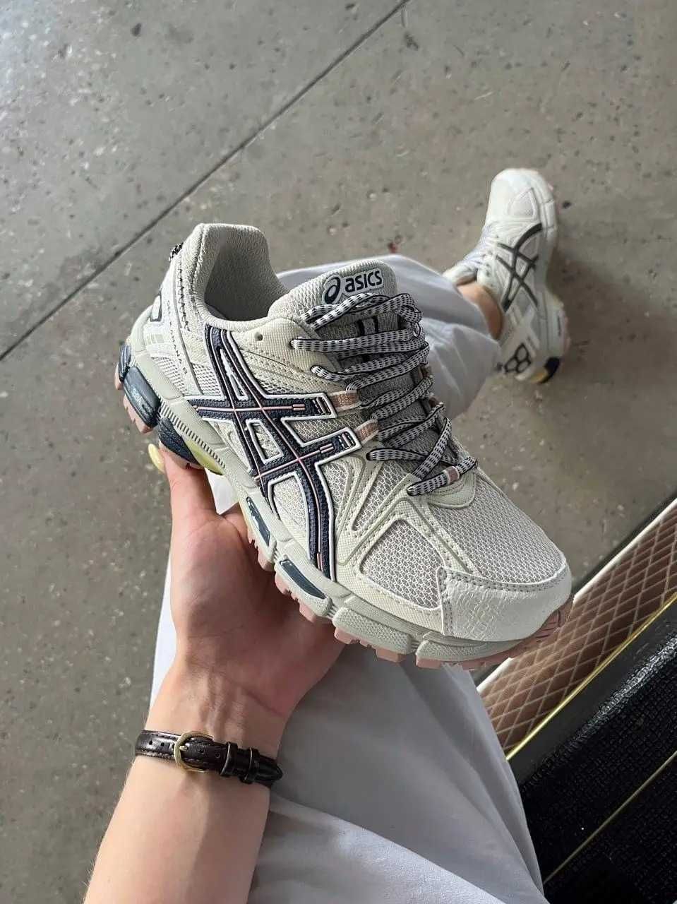 Кросівки Asics Gel Kahana 8 Beige Navy кросовки асікс