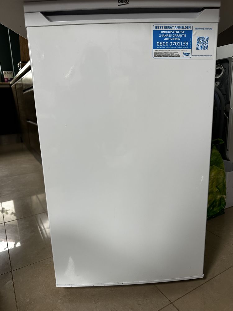 Lodówka BEKO TS190340N 81.8cm Biała kompresor działa , nie chłodzi