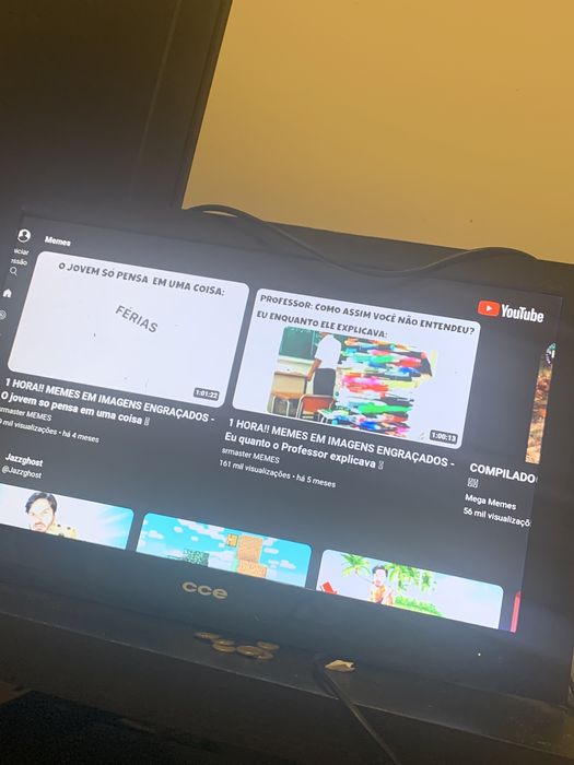 Mini Tv usada poucas vezes