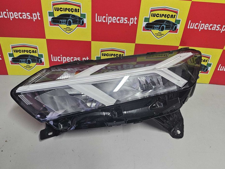 Otica Esquerda Dacia Sandero III | 130650