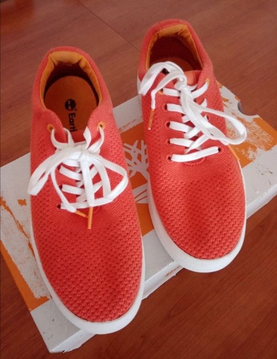 Ténis laranja Timberland tam. M(N-12/79)