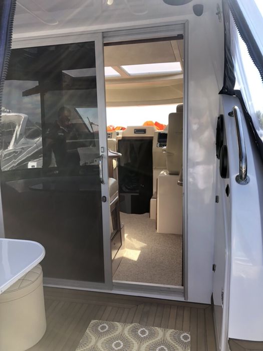 Продам яхту Adamant 330 HT