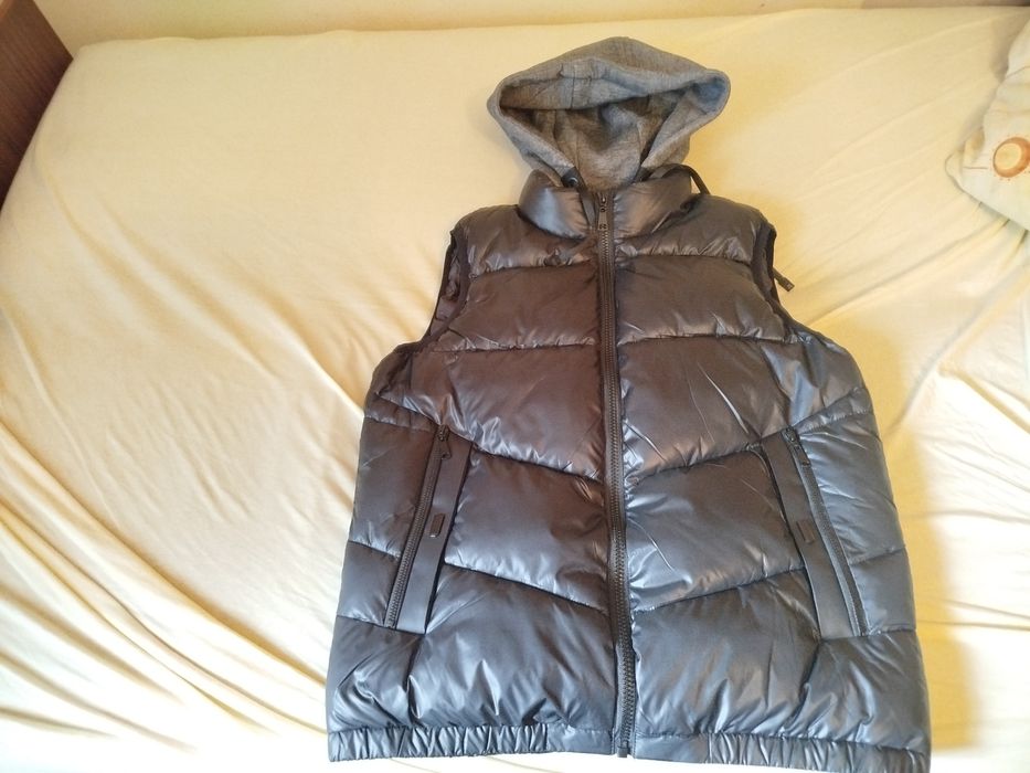 Nowa kamizelka Męska z odpinanym kapturem XXL (realnie L)