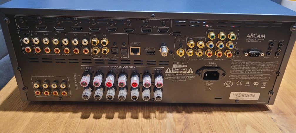 Arcam AVR380 amplituner 7.1 4K 3D