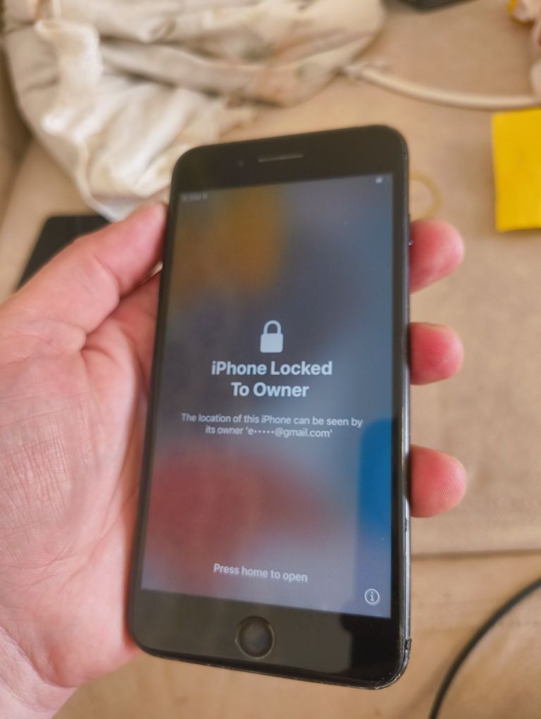 iPhone 7 Plus 128 gb Разборка,iCloud