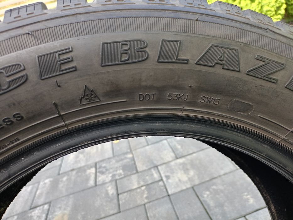 Opony zimowe 225/60/17 SAILUN