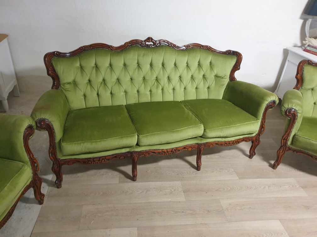 Piękna stylowa sofa fotele