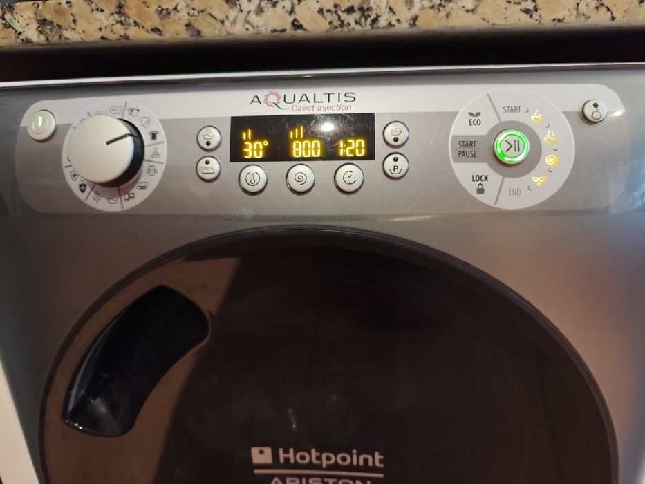 Máquina lavar roupa ariston