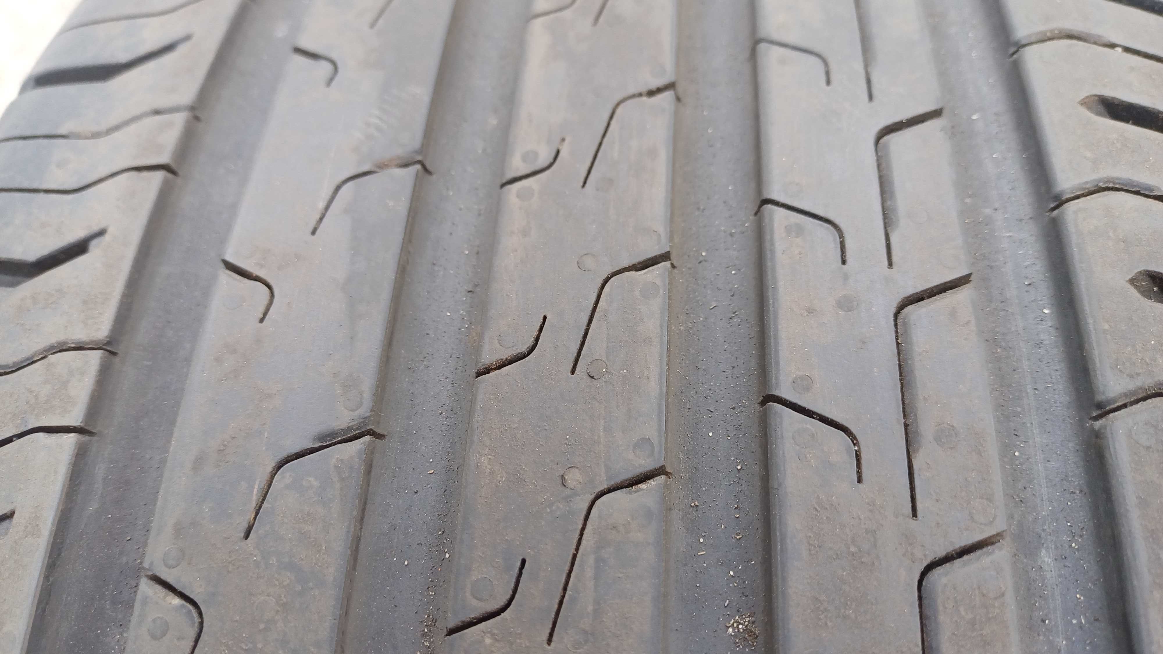 Continental EcoContact 6 235/50 R19 99V 2024r Demo