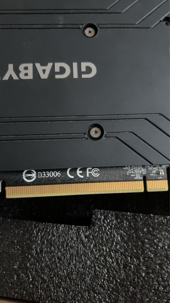 Gigabyte 1060 6gb + dysk Gigabyte 500GB M.2 PCIe Gen4 NVMe 5000E