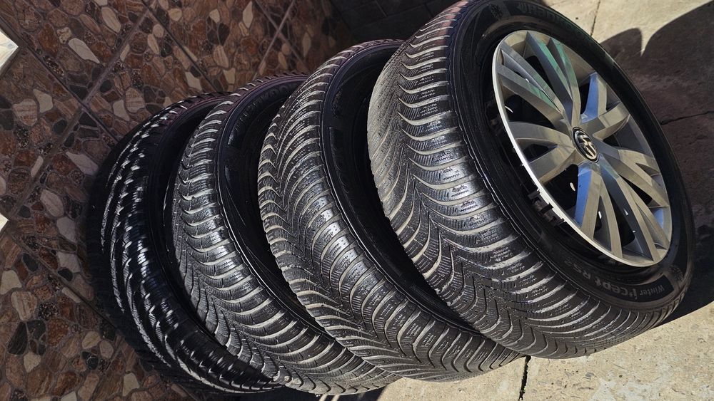 Зимові шини Hankook Winter I*Cept RS2 205/55 R16 
205/55 R16 91H M+S