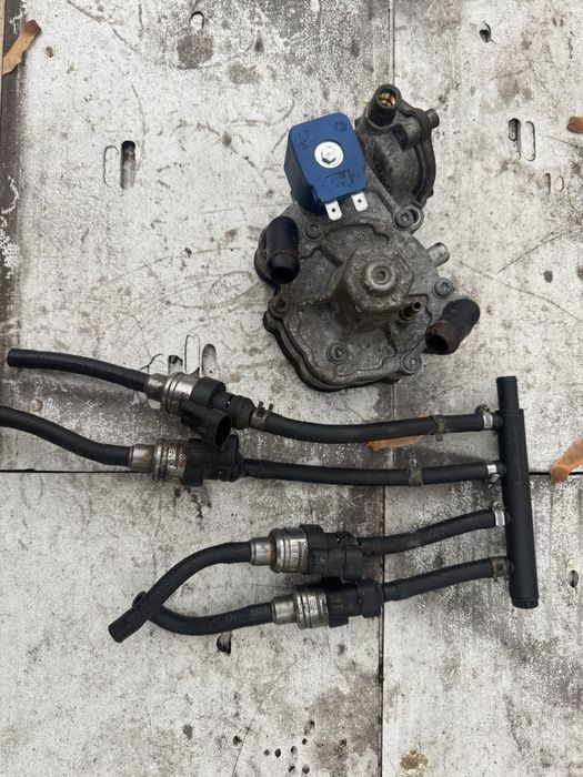 Продам редуктор с форсунками