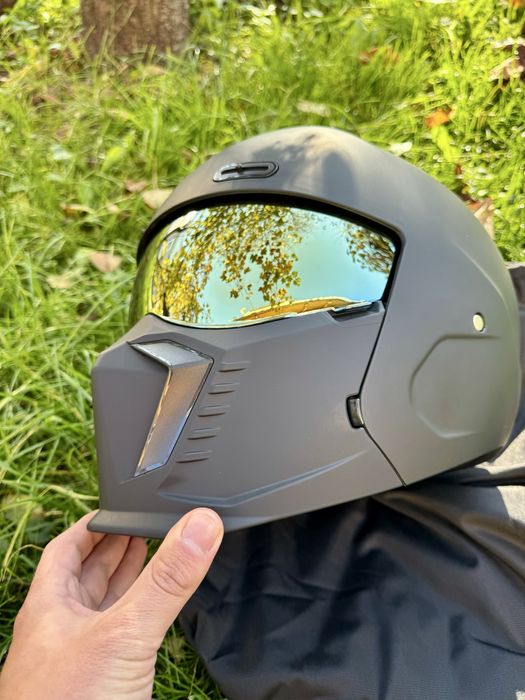 Шолом, шлем scorpion