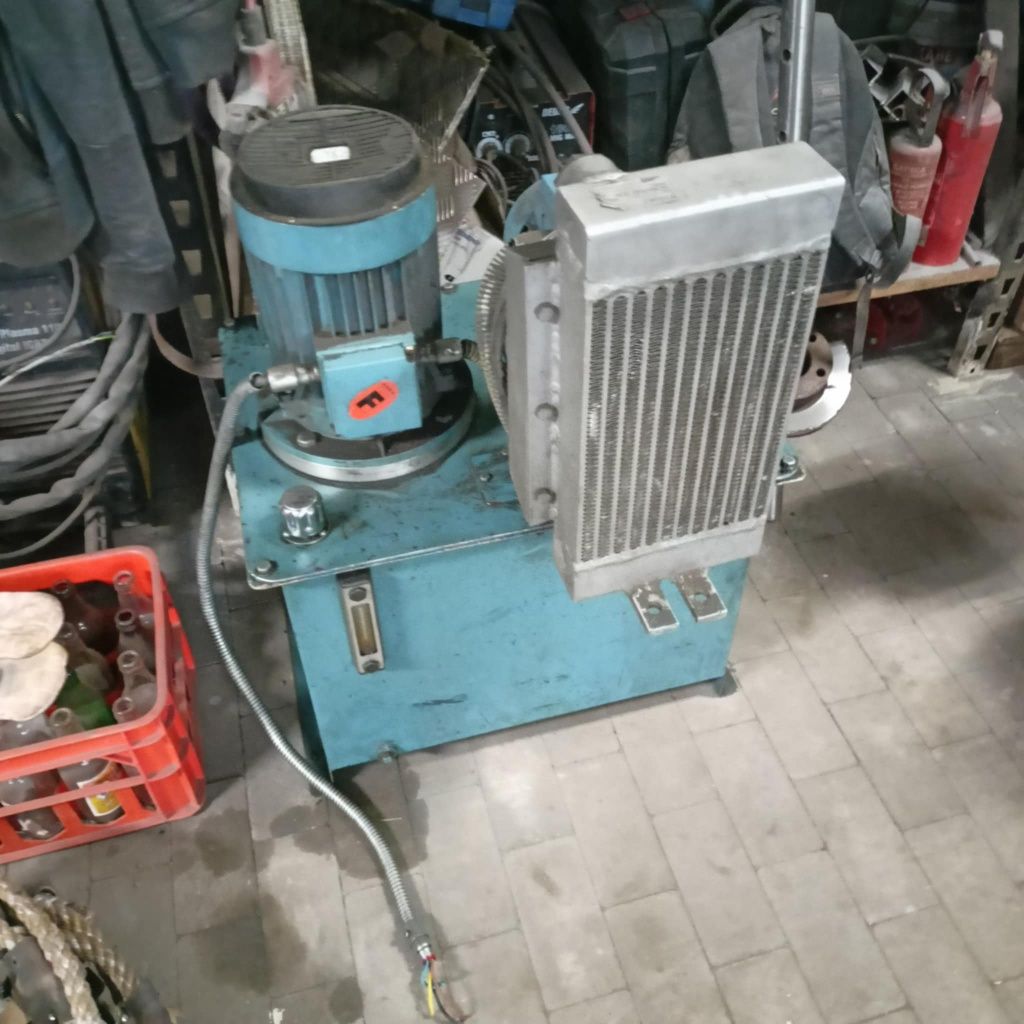 Agregaty hydrauliczne 2.2kv 5.5kv i 5.5kv z sterowaniem