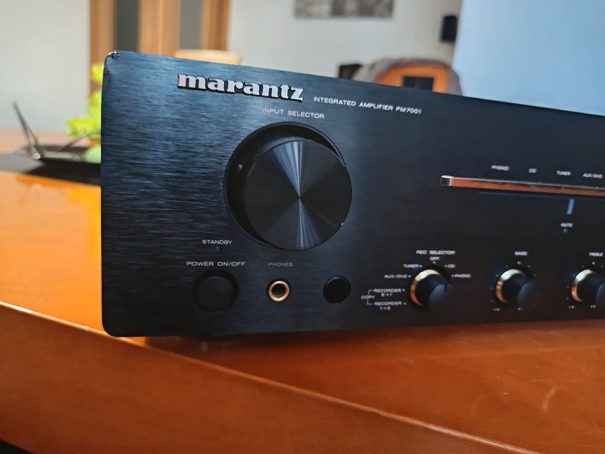 Amplificador stereo Marantz PM7001