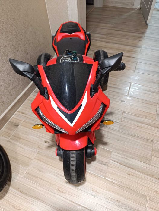 Мотоцикл дитячий.