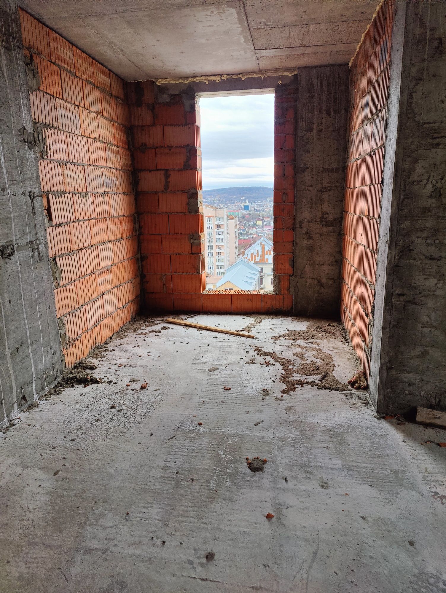 ПРОДАЖ 1-кімнатної квартири.Переуступка