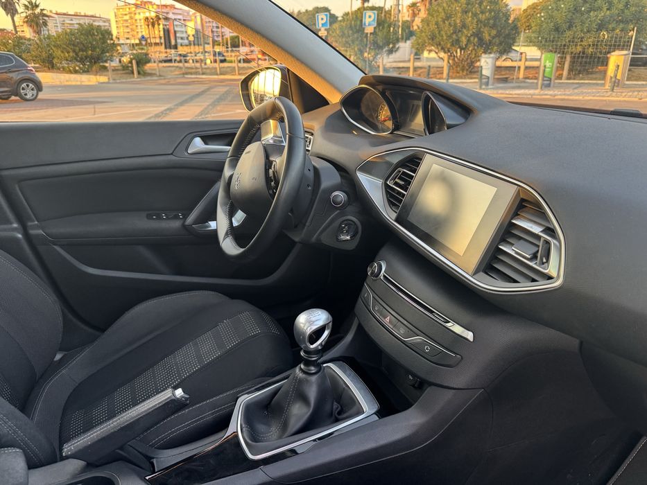 PEUGEOT 308 SW 1.6 BlueHDi
