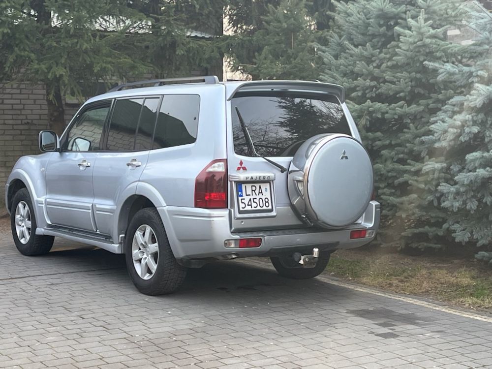 Mitsubishi Pajero 3.2 DID 7 osobowy