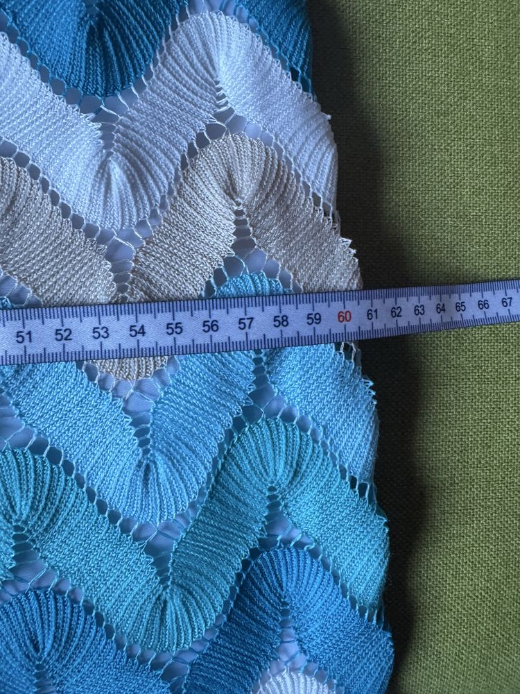 Letnia pastelowa sukienka plus size