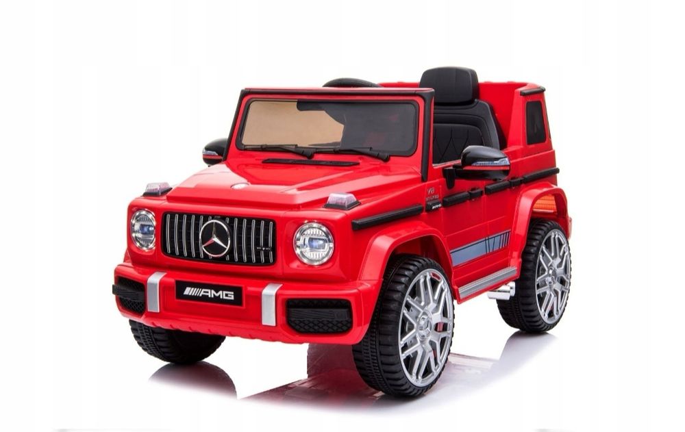 Auto na akumulator Mercedes G 63 z napędem 4x4.