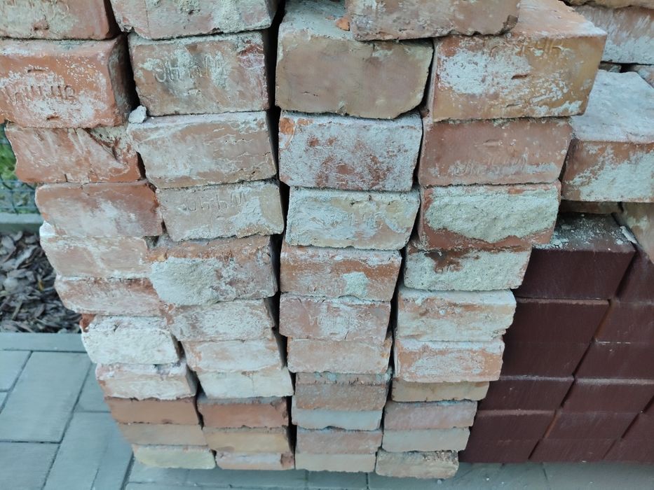 Sprzedam cegły z rozbiórki