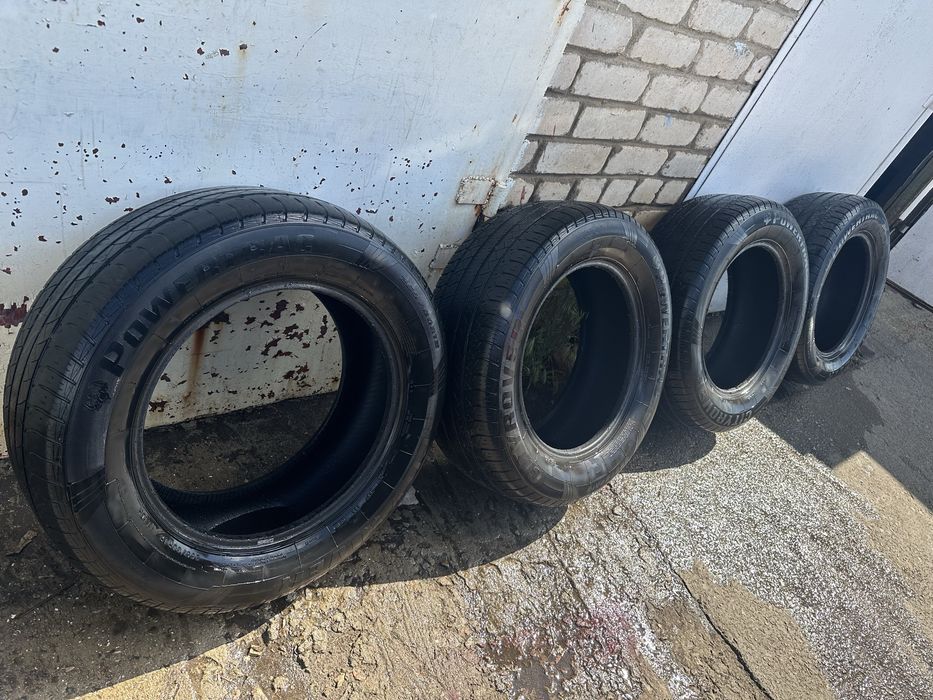 Продам резину 265.60.18 лето