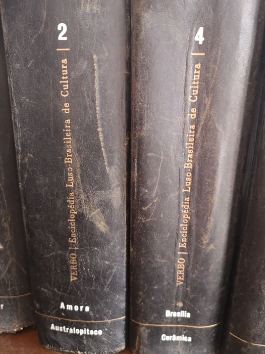 Vendo vários livros faça a sua oferta por tudo