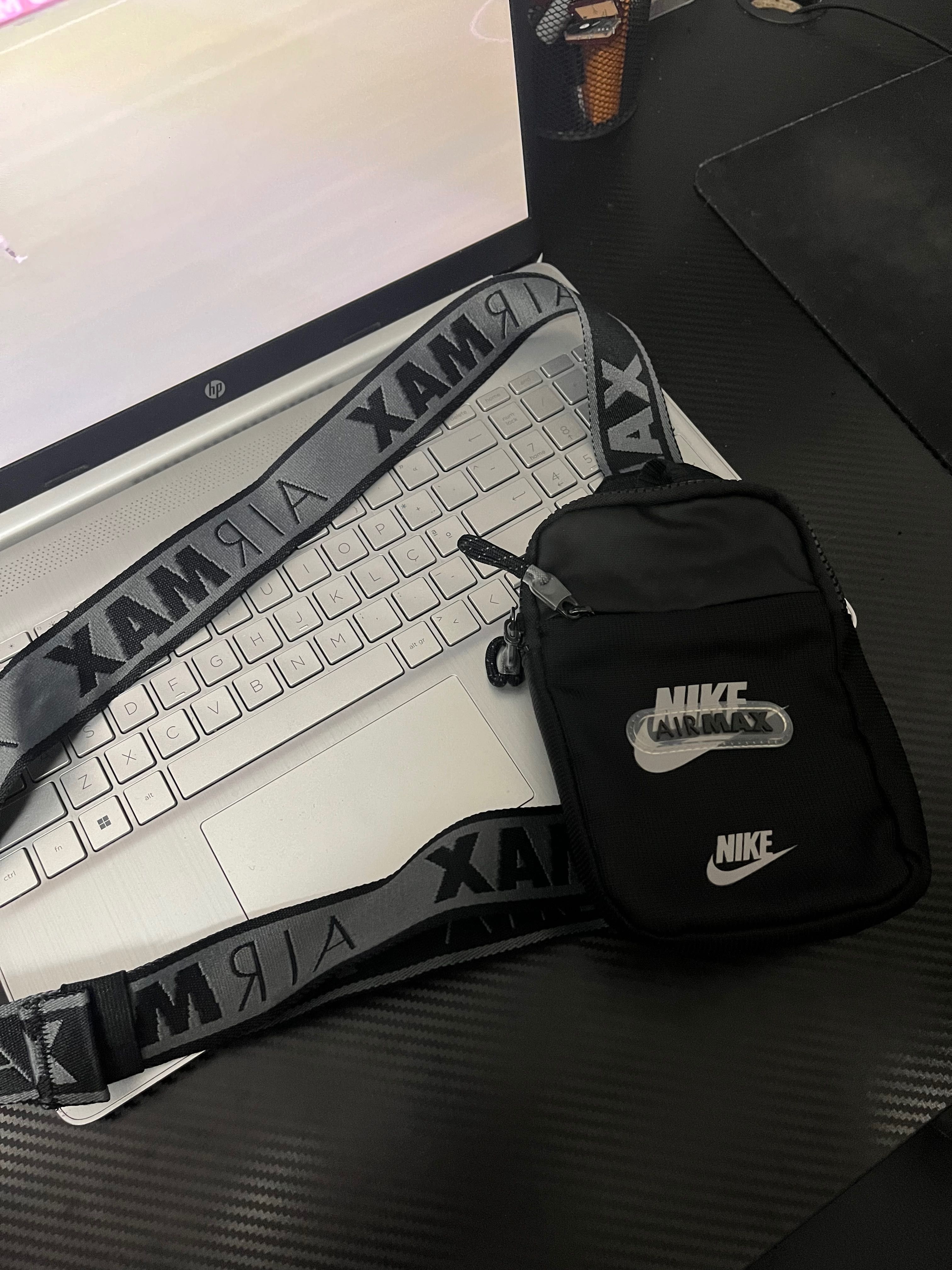 Bolsa Nike tiracolo