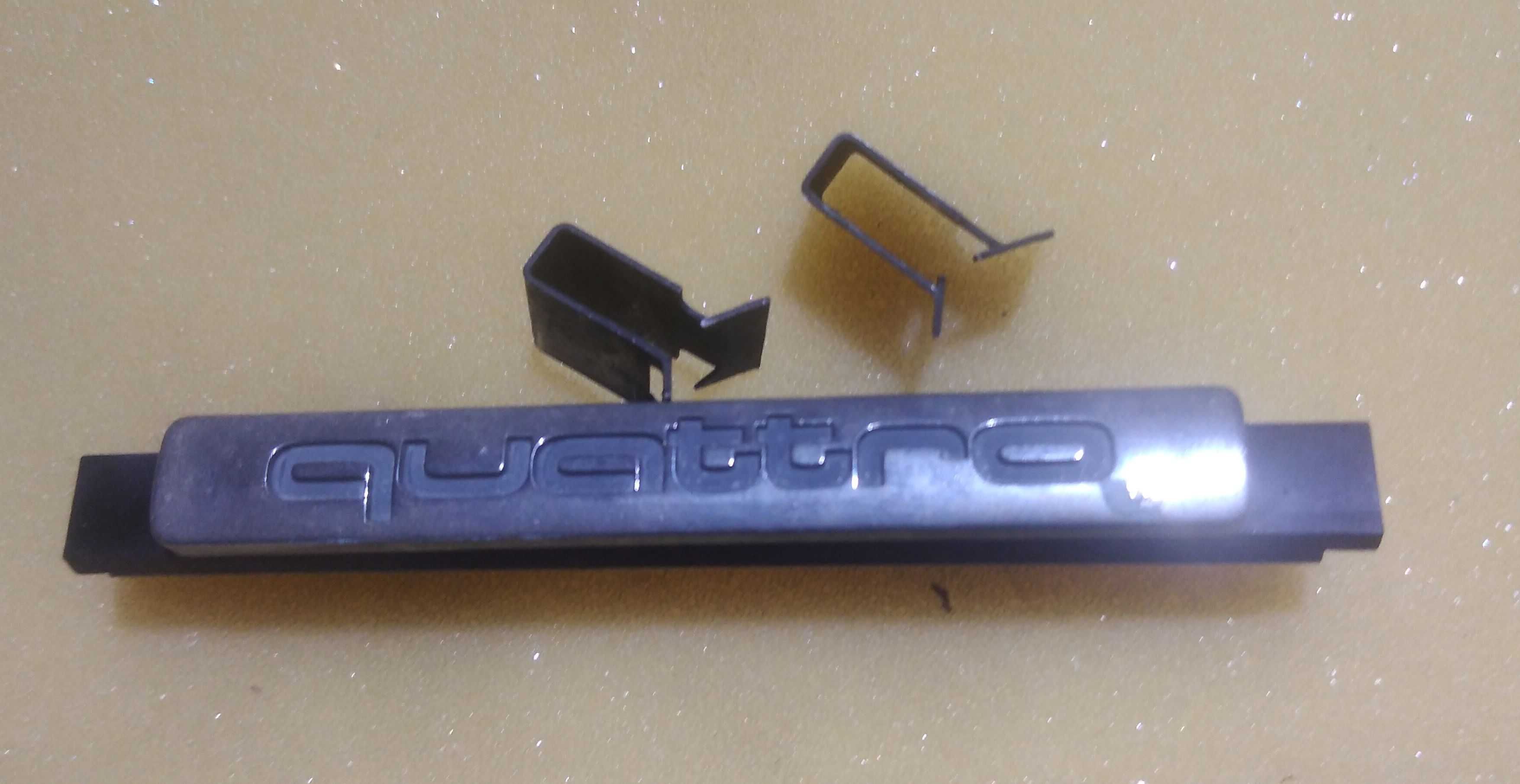 Logo quatrro z Audi A6 A4 S4 S6 RS6
