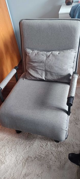 Fotel rozkładany szary