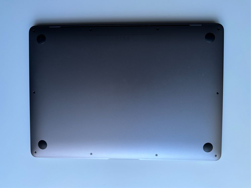 MacBook Air M1 - 8GB Ram | 256GB SSD