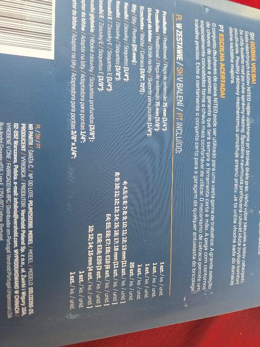 Zestaw kluczy nasadowych.