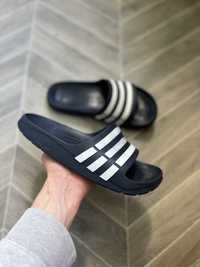 Женские тапки adidas