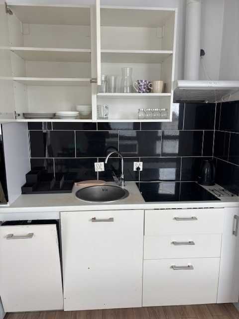 Do wynajęcia kawalerka ulica Jedności Narodowej 93