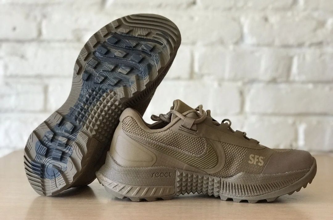 Тактичні кросівки Nike React SFB Carbon Low Coyote 42,5 розмір.