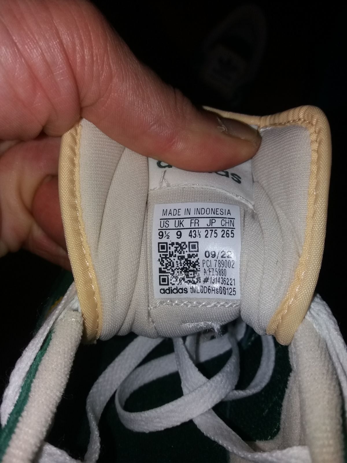Оригінальні кросівки Adidas Centennial 85 Low