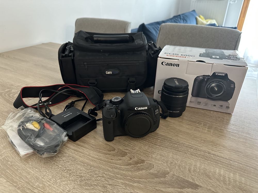 Canon 600D EF-S 18-55 IS II Kit - jak nowy