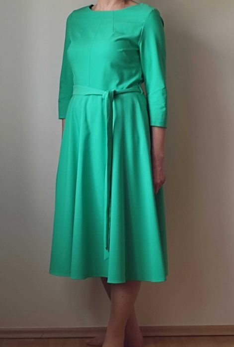 Elegancka sukienka, wesele, bankiet