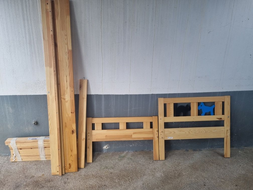 Cama de criança Ikea