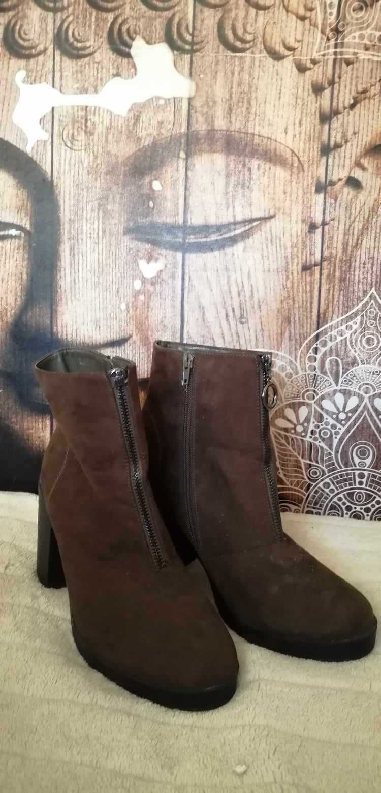 Bota cano curto camurça nº 41 / Suede ankle boots nº 41