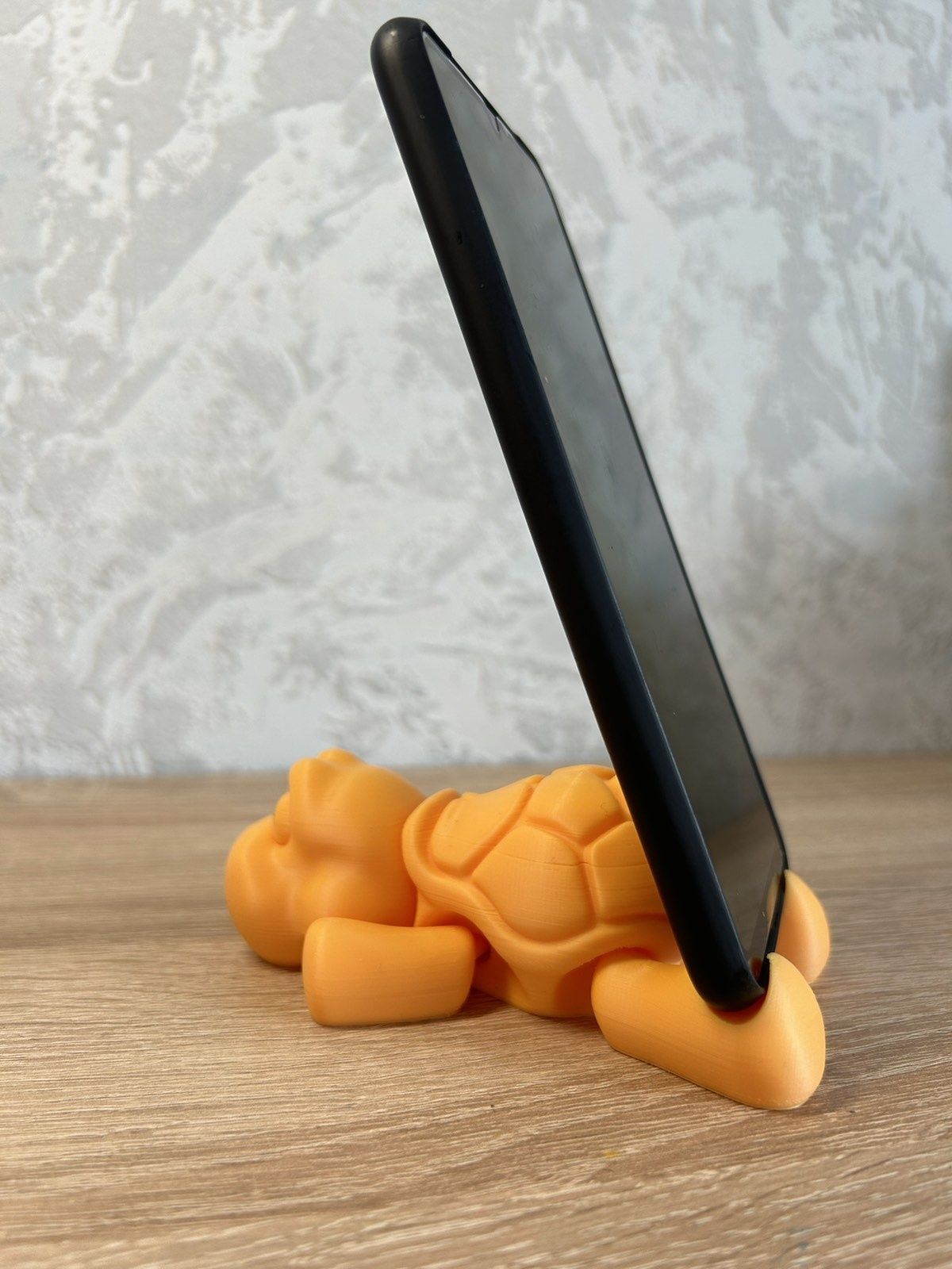 Підставка для телефона зроблена на 3D принтери
