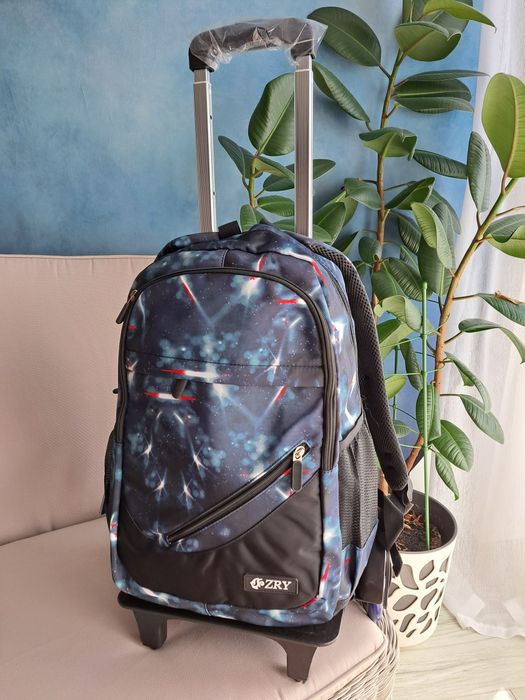 Plecak z platformą na kołach Piórnik u Torebką